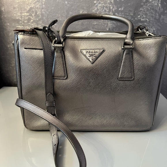Prada Saffiano Lux Handbag - Picture 5 of 12